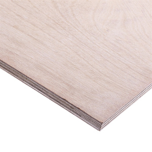 Poutre en <span class=keywords><strong>bois</strong></span> structurel LVL <span class=keywords><strong>de</strong></span> 21 mm à haute capacité <span class=keywords><strong>de</strong></span> charge, <span class=keywords><strong>planche</strong></span> <span class=keywords><strong>de</strong></span> coffrage <span class=keywords><strong>de</strong></span> remplacement, contreplaqué industriel pour support - Product Image 4