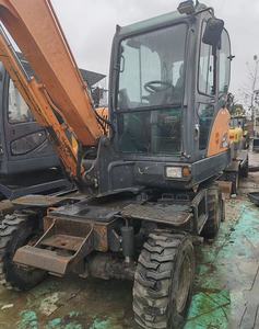 Excavatrice <span class=keywords><strong>sur</strong></span> pneus Doosan DX 60 d'<span class=keywords><strong>occasion</strong></span> en bon état, excavatrice Doosan de 6 tonnes, <span class=keywords><strong>mini</strong></span>-excavatrice - Product Image 4