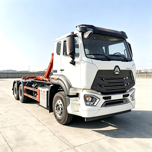 Camion benne basculante SINOTRUK HOWO 6x4 avec bras de levage hydraulique pour le ramassage des déchets solides municipaux - Product Image 4