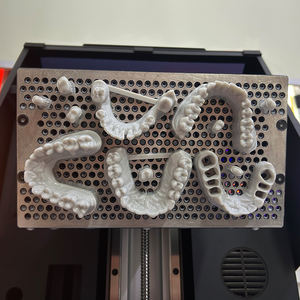 Impresora 3D Dental <span class=keywords><strong>IFUN</strong></span> 14K de Alta Resolución con 1 Año de Garantía y Conectividad USB para Coronas, Puentes y Retenedores - Product Image 2