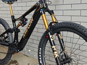 2025 Meilleure vente nouveau vélo de montagne électrique à suspension complète Cosmic Black Amflow Pl Carbon Pro - Product Image 6