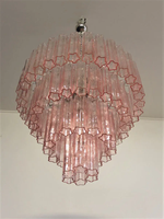 Fantastique lustre décoratif en verre de Murano rose à 4 étages pour salon