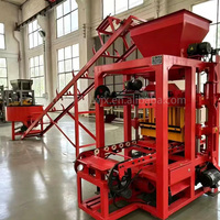 Machine à briques semi-automatique QT4-26, petite machine à fabriquer des blocs creux en béton pour la construction en Amérique du Sud