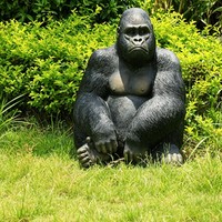 Statue d'orang-outan en fibre de verre imperméable A044, taille réelle, sculpture animale pour exposition dans les sites commerciaux
