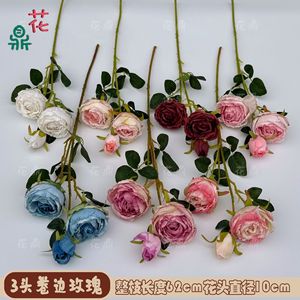 Rose artificielle Hua Ding en soie à 3 têtes pour la décoration de mariage et de la maison, style moderne - Product Image 3
