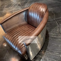 Fauteuil de salon d'hôtel personnalisé en aluminium et cuir marron, design contemporain pour appartement, chambre et restaurant