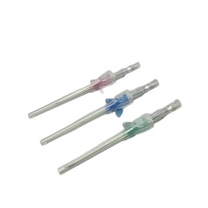 Catéter intravenoso veterinario desechable Medgreen 22G 24G 26G con tapón de heparina para gatos y perros, envasado estéril - Product Image 5