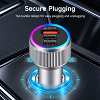 Adaptateur d'alimentation personnalisé 85W GaN Tech PD3.0 Type-A Type-C Triple Port avec éclairage ambiant RGB pour caméra de voiture