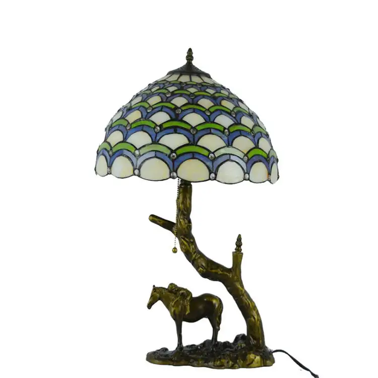 레트로 프랑스 국가 램프 홈 거실 침실 장식 유리 전등 갓 Tisch Lampen Luxus 수지 말 아래 나무 동물 램프