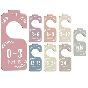 Organisateur de vêtements pour bébé, séparateurs en bois, étiquettes en carton, étiquettes de taille 0-24 mois pour le rangement de la garde-robe de la crèche - Product Image 2
