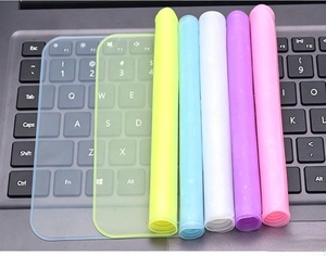 Housse de <span class=keywords><strong>protection</strong></span> de <span class=keywords><strong>clavier</strong></span> en <span class=keywords><strong>silicone</strong></span> pour ordinateur portable de 14/15,6 pouces, film de <span class=keywords><strong>protection</strong></span> <span class=keywords><strong>universel</strong></span> anti-poussière et imperméable, couleur unie - Product Image 1