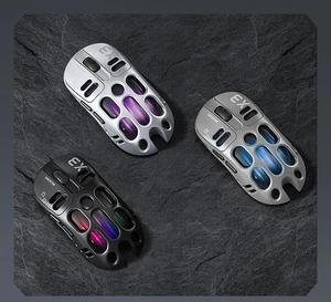 เมาส์เกมมิ่ง T-WOLF X3 แบบสามโหมด น้ำหนักเบา ดีไซน์โปร่งแสง 8000DPI ไฟ RGB Backlit แบตเตอรี่ 500mAh ชาร์จได้ ไร้สาย สำหรับพีซี - Product Image 3