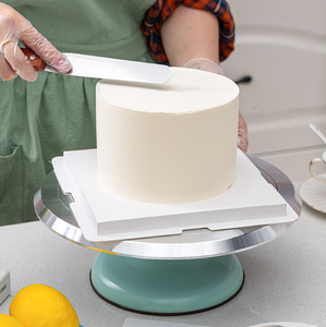 Plateaux tournants en alliage d'aluminium pour la décoration de gâteaux, vente en gros d'usine, plateaux tournants pour gâteaux d'anniversaire, outils de pâtisserie pour usage domestique et commercial - Product Image 3