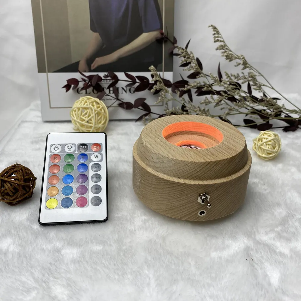 Carillon personalizzato Song Base in legno luminoso a LED Base girevole in legno per regalo con sfera di cristallo per san valentino