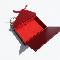 Boîte à main rigide de luxe avec impression de logo personnalisée, fabriquée par un fabricant OEM, emballage en papier, boîte cadeau pliable magnétique avec corde portable