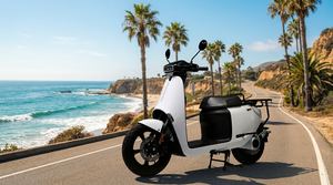 Motocicleta EEC L3e de 5500W, 220N.m de Torque, Alto Rendimiento, 92km/h, Scooter de Reparto con Motor en el Eje, Batería de Litio, 120-150KM de Autonomía - Product Image 6
