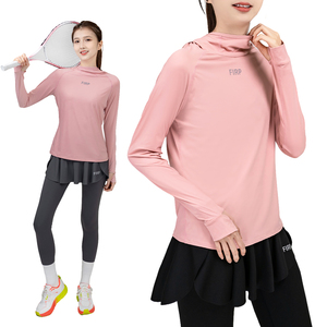 Camisa deportiva de manga larga para damas deportivas con comodidad de tela a prueba de sol y detalles de ajuste Delgado Ideal para tenis - Product Image 5