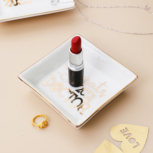 Piatto Portaoggetti in Ceramica con Logo Personalizzato, Bordo Dorato per Matrimoni e Decorazione Tavola, Produzione Diretta - Product Image 3