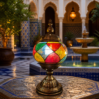 Lampe de table en verre teinté de style marocain, style turc, Marrakech