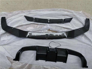 F87 <span class=keywords><strong>Splitter</strong></span> M2 Sợi Carbon Môi Trước - Product Image 6