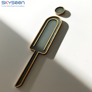 SKYSEEN, letreros <span class=keywords><strong>de</strong></span> inodoro <span class=keywords><strong>de</strong></span> acero inoxidable personalizados, diseño <span class=keywords><strong>de</strong></span> línea dorada, fábrica al por mayor para hoteles, posadas, centros comerciales, vallas publicitarias - Product Image 1