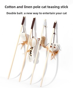 Giocattolo Interattivo per Gatti in Legno Massello con Piuma e Campanello, Bastone per Stuzzicare e Calmare il <span class=keywords><strong>Gatto</strong></span> - Product Image 2