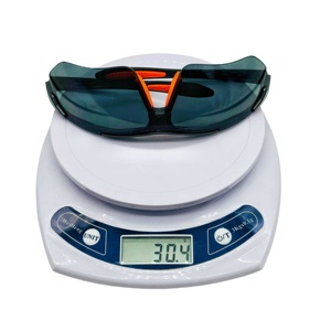 Lunettes de sécurité demi-cadre anti-buée avec logo personnalisé et verres en polycarbonate pour la protection des yeux lors du travail industriel et de la soudure - Product Image 4