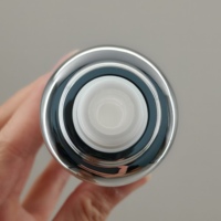 Flacon pompe pulvérisateur en acrylique épaissi électroplaqué de 30 ml à 50 ml pour lotion, crème, sérum, directement de l'usine