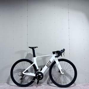 <span class=keywords><strong>Bicicleta</strong></span> de Carretera para Adultos, 700C, 24 Velocidades, Aero, Fibra de Carbono, Frenos de Disco Hidráulicos, Cuadro Rígido, Llantas Plegables, para Ciudad y Carreras - Product Image 1