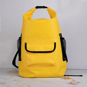 Sac à dos étanche pour femmes et hommes pour le voyage, le kayak, la plage et le canotage pour les aventures en plein air - Product Image 2