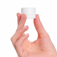Pot de crème de luxe 5ml 7ml 9ml, en céramique blanche opale ronde, emballage pour crème de soin de la peau, pots en verre à l'épreuve des enfants pour concentrés