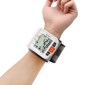家用价格最佳便携式手腕血压测量bp测试机监护仪