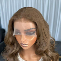 Perruques synthétiques ondulées de corps de couleur brune 13X6 pour les femmes noires perruques de cheveux synthétiques résistants à la chaleur