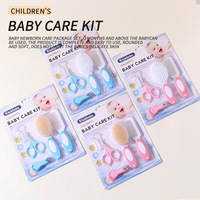 Produits pour bébé Kit de nettoyage coupe-ongles Soins pour bébé Kits de toilettage pour nouveau-nés Brosse en laine Set de soins ciseaux Sécurité pour bébés accessoires