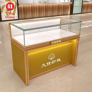 Vitrines professionnelles pour bijoux en verre - Types îlot et sur pied - Solutions personnalisées pour un article unique et la conception complète d'un magasin - Product Image 3