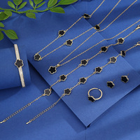 Juego de Joyería de Latón con Diseño de Trébol de Cinco Hojas, 7 Piezas, Chapado en Oro, Collar, Aretes y Pulsera para Mujer, Ideal para Bodas y Fiestas, Venta al Por Mayor