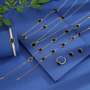 7PCS <span class=keywords><strong>Set</strong></span> Perhiasan Kuningan Semanggi Berdaun Lima untuk Wanita, Desain Bunga, Lapis Emas, Kalung, Anting, Gelang, Pesta Pernikahan, Grosir - Product Image 6