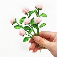Fleurs artificielles miniatures en laine micro-crochétées faites à la main, broderie de fils, mini roses, décoration intérieure, cadeaux de fêtes, photo