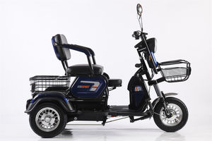 Vehículo Eléctrico de Tres Ruedas con Pedales para Adultos, Personas Mayores y Transporte Familiar, con Asientos Cómodos y una Cesta Trasera - Product Image 5