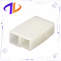Boîtier de connecteur de faisceau de câbles automobile 2 broches 2,8 mm avec bornes en cuivre