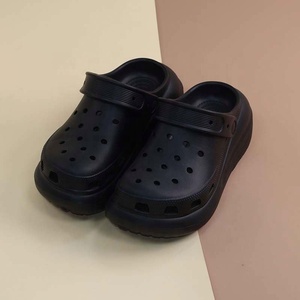 Women's Summer Closed Toe <b>Clogs</b> Breathable Plastic Upper EVA Sole <b>Slippers</b> Light Gray - Product Image 3