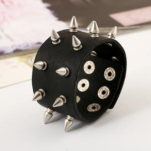 Haute Qualité Style Européen Américain Punk <span class=keywords><strong>Rock</strong></span> Band Bijoux De Mode En Cuir Véritable Alliage Goujons Bracelet Bracelet - Product Image 2
