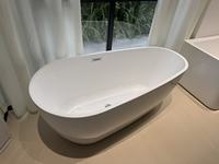 Baignoire ovale autoportante en acrylique de 1600 mm avec drain central, hauteur 22 pouces, écologique, garantie 1 an, pour immersion profonde, référence 9061