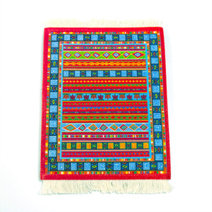 Vente en gros sur mesure <span class=keywords><strong>de</strong></span> <span class=keywords><strong>tapis</strong></span> <span class=keywords><strong>de</strong></span> <span class=keywords><strong>souris</strong></span> à pompons doublés <span class=keywords><strong>de</strong></span> <span class=keywords><strong>feutre</strong></span> <span class=keywords><strong>tapis</strong></span> <span class=keywords><strong>de</strong></span> <span class=keywords><strong>souris</strong></span> en caoutchouc écologique <span class=keywords><strong>tapis</strong></span> <span class=keywords><strong>de</strong></span> <span class=keywords><strong>souris</strong></span> poilu cadeau - Product Image 3