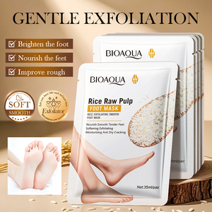 OEM BIOAQUA มาส์กข้าวบริสุทธิ์สำหรับเท้า ช่วยผลัดเซลล์ผิวที่ตายแล้วและปรับผิวให้ขาวกระจ่างใส พร้อมสูตรบำรุงผิวให้สดชื่น 35 มล. 1 คู่ - Product Image 2