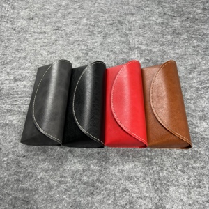 <span class=keywords><strong>Étui</strong></span> <span class=keywords><strong>à</strong></span> <span class=keywords><strong>lunettes</strong></span> rigide en cuir avec fermeture magnétique, élégant et minimaliste - Coffret de luxe personnalisé pour <span class=keywords><strong>lunettes</strong></span> avec rangement anti-poussière - Product Image 5