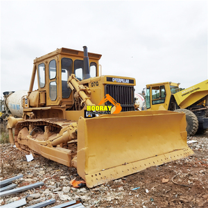 รถดันดินตีนตะขาบ Caterpillar D7G มือสองจากญี่ปุ่น สภาพดี พร้อมริปเปอร์และวินช์ รุ่นปี 2016 กำลัง 250 กิโลวัตต์ ความสามารถในการดันดิน 4 เมตร - Product Image 1