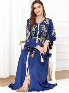 Vestido Largo Maxi de Manga Larga con Cuello en V para <span class=keywords><strong>Mujer</strong></span> Musulmana de Oriente Medio, Estilo Árabe, Tendencia Nueva al por Mayor, Ropa Africana Europea y Americana - Product Image 2