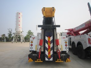 Camion de remorquage intégré Howo à 5 essieux pour le sauvetage routier d'urgence - Product Image 3
