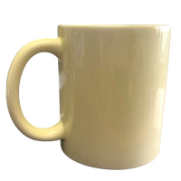 Nouveau modèle de tasse en céramique de 11 oz avec des couleurs beige et crème, revêtement par sublimation pour des designs personnalisés, pour des cadeaux de remerciement